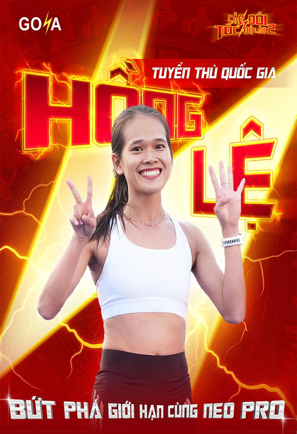 Vận Động Viên Hồng Lệ Chọn Giày Goya
